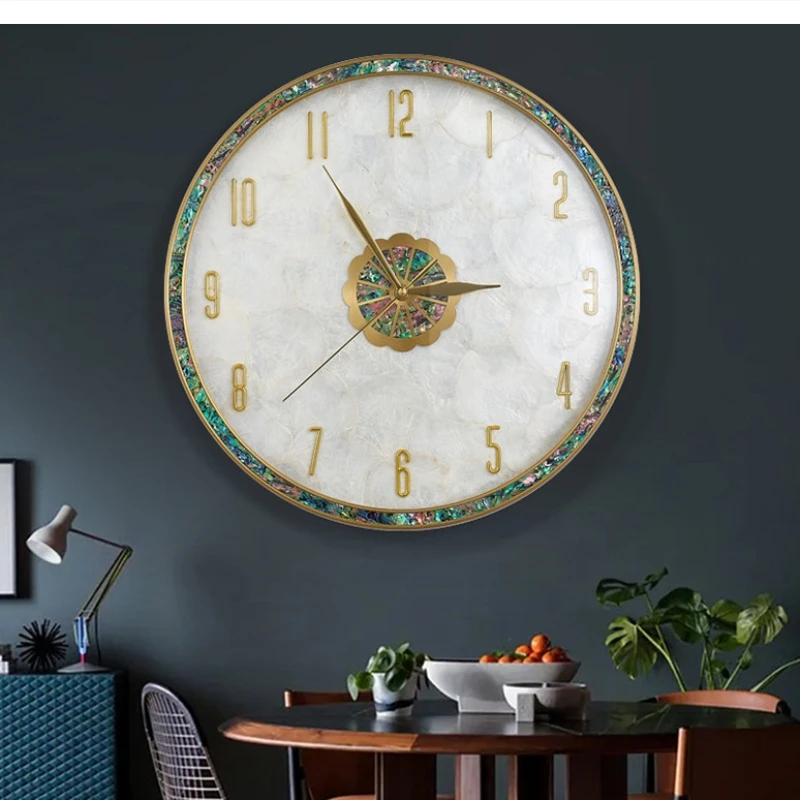 European light luxury quiet brass wall clock living room bedroom fashion hanging Simple quartz