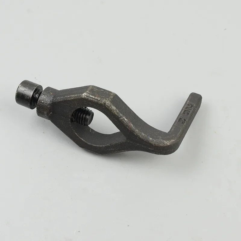 1pc Lathe Dog Vertical Handle Carbon Steel Driving Carrier for Grinding Machine Shaft Lathe Self-tightening Angle Heart Chuck