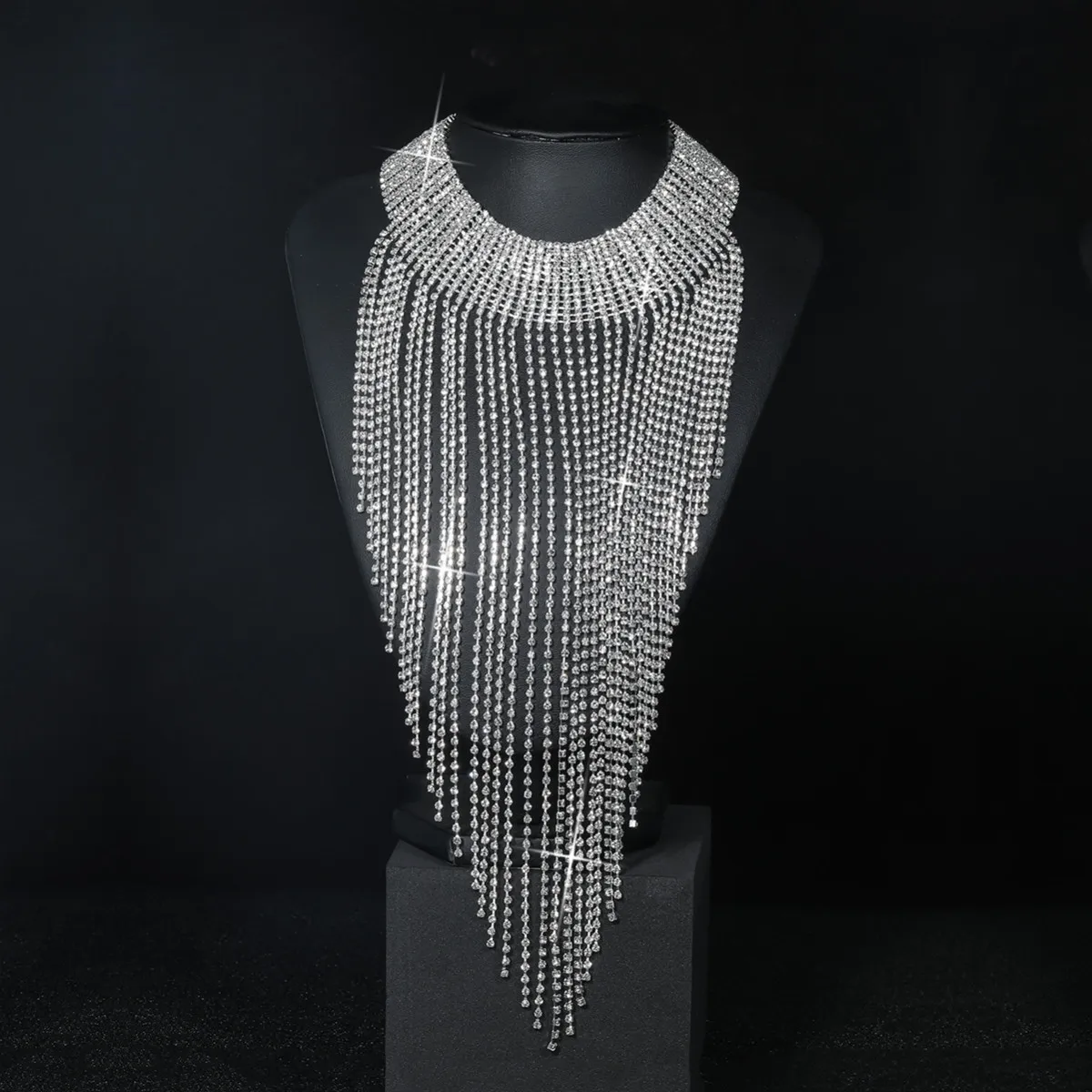 High-end super flash full diamond multi-layer fringed necklace neck chain women's niche design fashionable luxury rhinestone nec