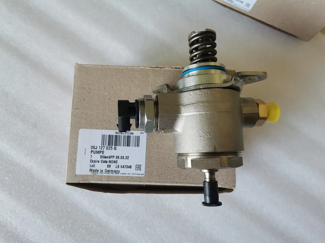 OEM High Pressure Fuel Pump 06J127025J 06J127025F 06J127025E 06J127025D 06J127025C 06J127025L 06J127025G for vw audi A4 A5 A6 Q3