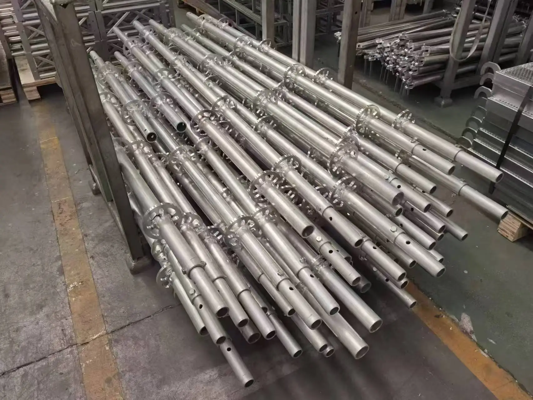 الصين المورد معدن الألومنيوم المحمولة السقالات للحفل على البيع دعم مخصص