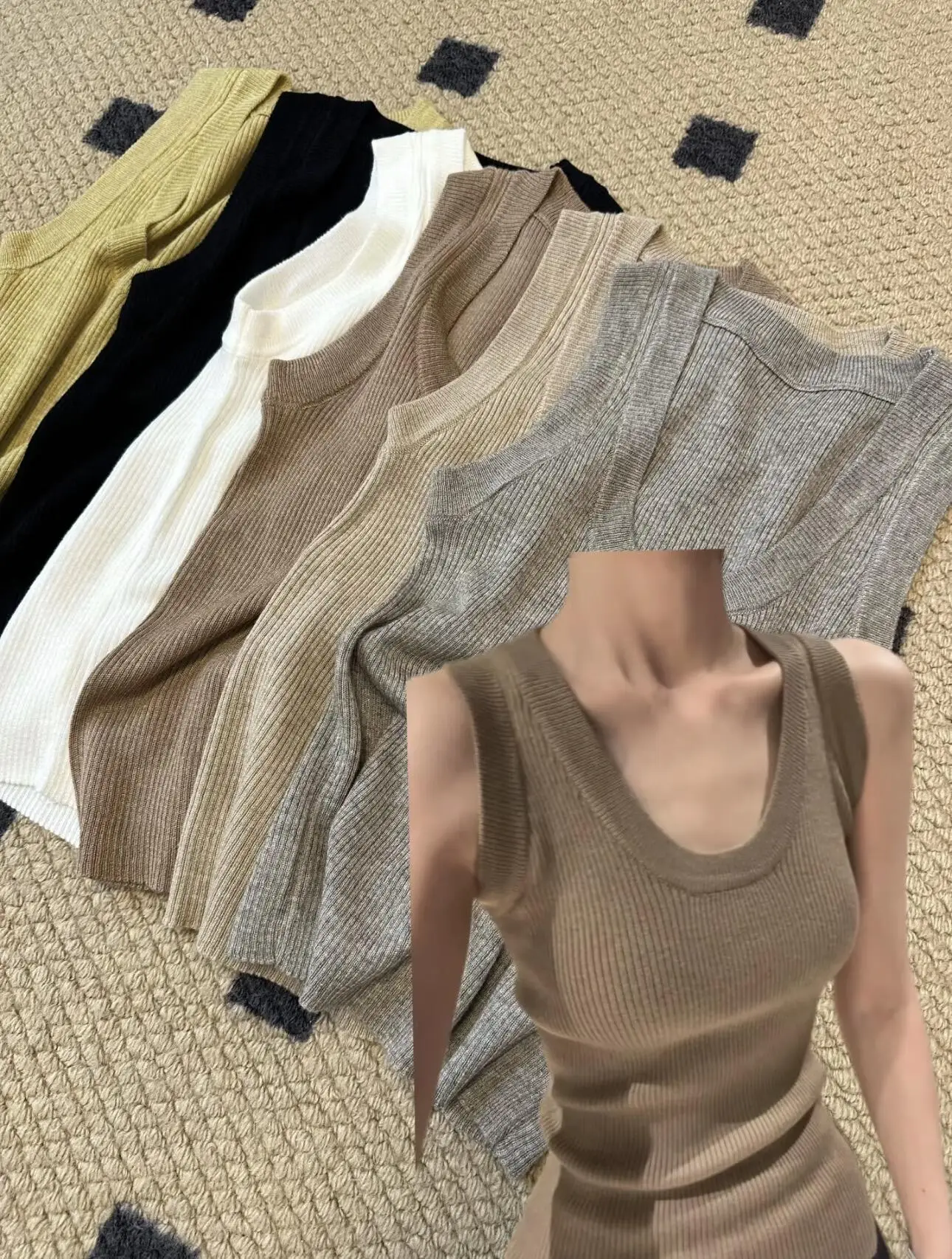 Softest Korean Style Sweet Spicy White Enhancing Knitted U-Neck Vest Covering Side Breast Softest Ever Worn Outerwear