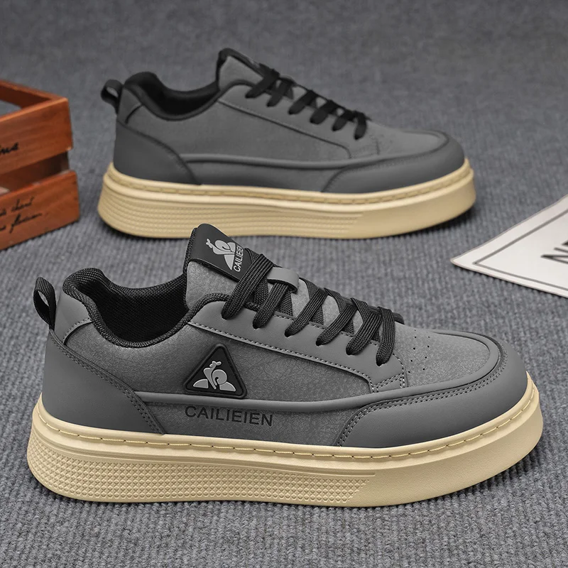 

New Model Men's Board Shoes Anti-slip and Wear-resistant Outdoor Sports and Leisure Shoes Comfortable and Running Shoes