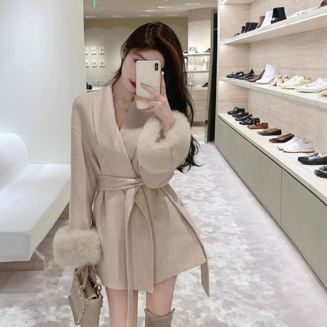 Autumn Winter Beige Furry Sleeve Belted Short Wool Coat Women's Loose Premium