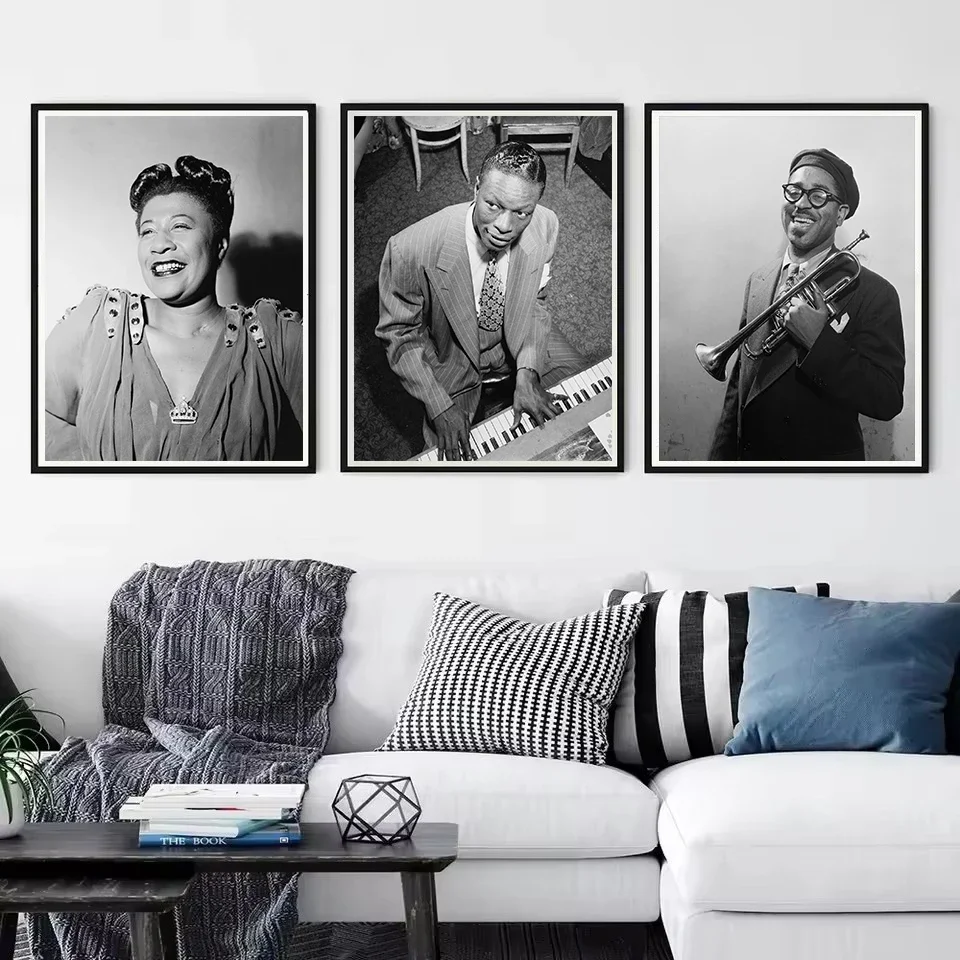 Black and White Vintage Photo of Famous Jazz Singer Musician Billie Holiday Poster Canvas Painting Wall Art Pictures Home Decor
