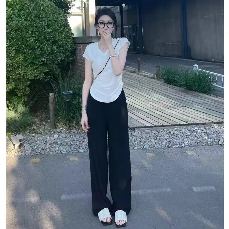 Summer new slim fit and slimming V-neck shoulder t-shirt top+fashionable casual wide leg pants women's two-piece set