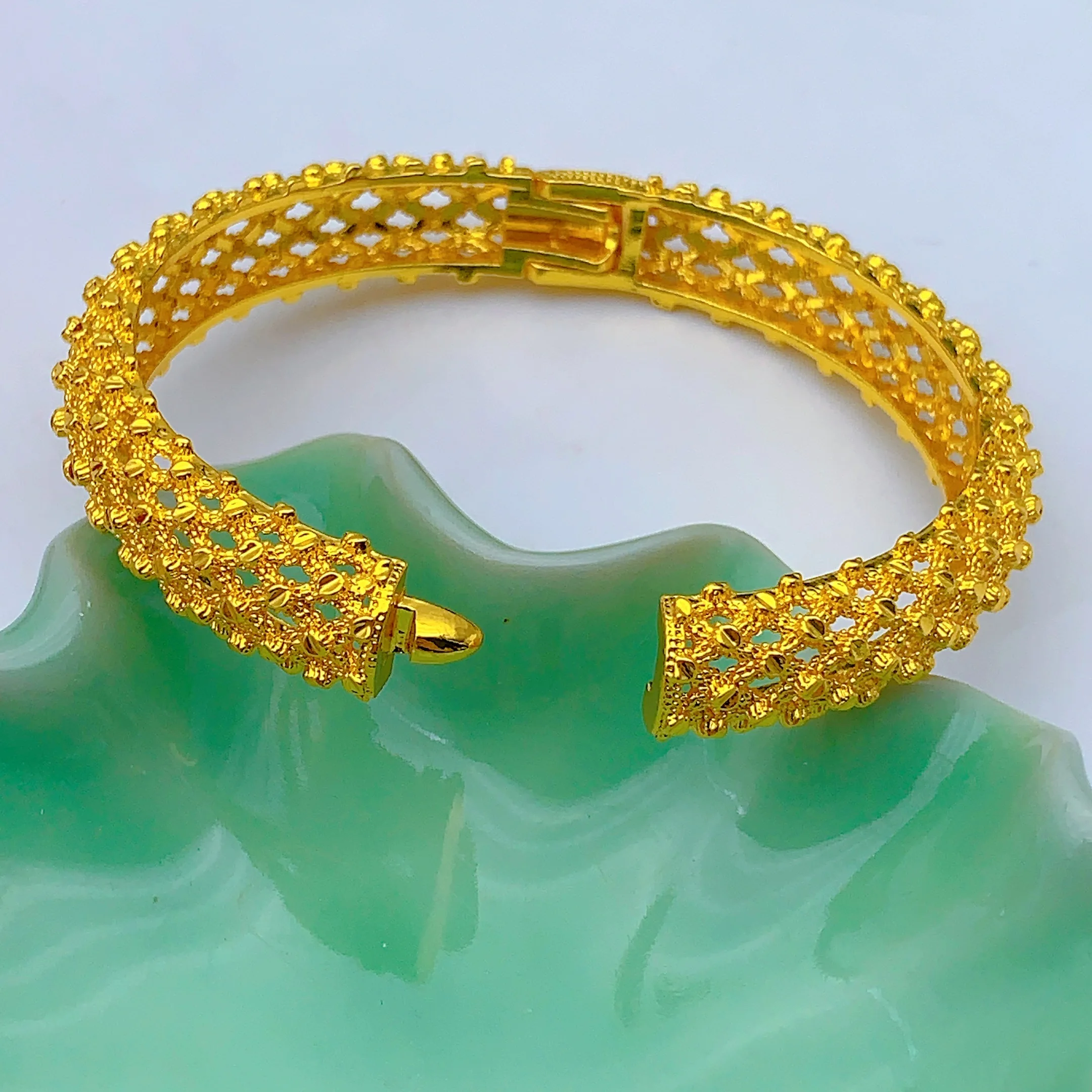 New Middle Eastern Gold Color Bangles For Women Indian Dubai Nigerian Wedding Luxury Hand Jewelry Party Gifts
