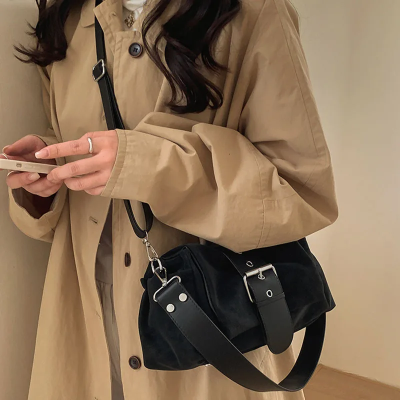 Korean Retro Underarm Motorcycle Bag Fashionable Women'S Handbag Pu Coffee Colored Shoulder Bag Crossbody Bag