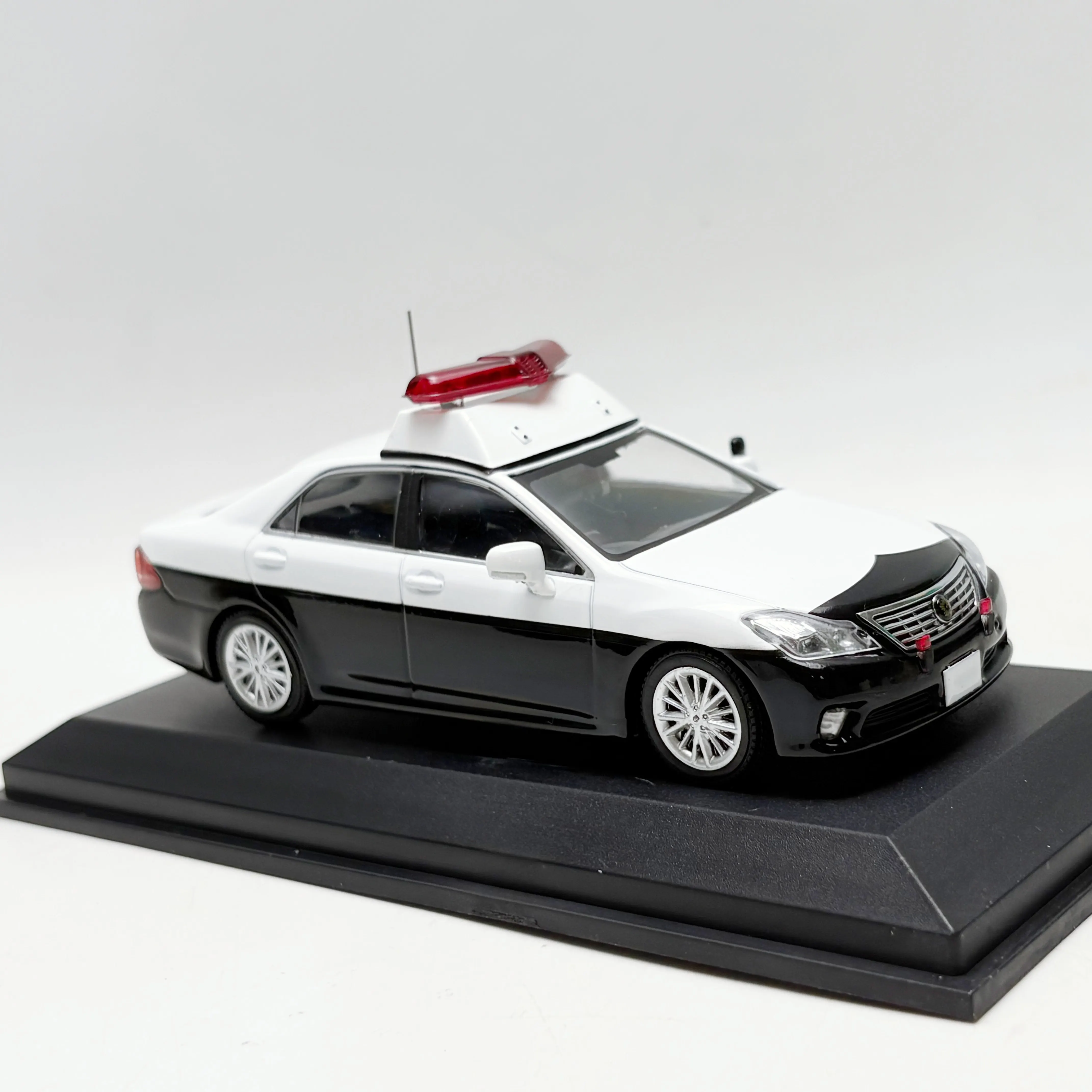 Diecast Rais 1/43 Scale Toyota CROWN GRS200 Alloy Car Model