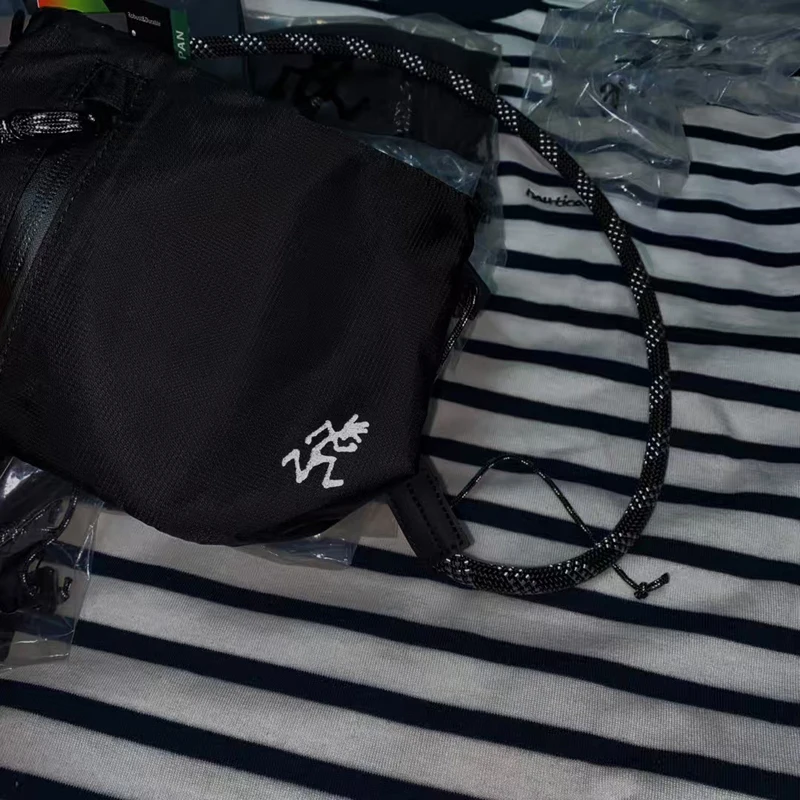 Black Gramicci Zipper Bucket Bag Shoulder Bag Men Women High Quality Adjustable Twist Rope Zipper Pockets Backpacks
