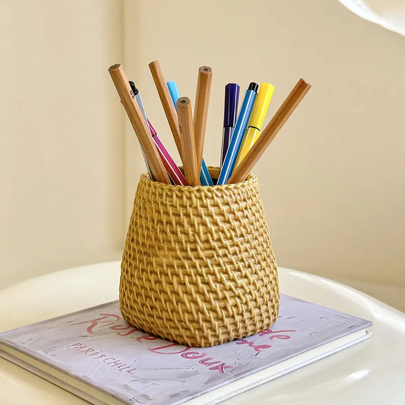 Creative Vintage Design Imitation Rattan Pen Holder Chinese Calligraphy Writing Brush Pen Holder Office Desktop Art Ornaments