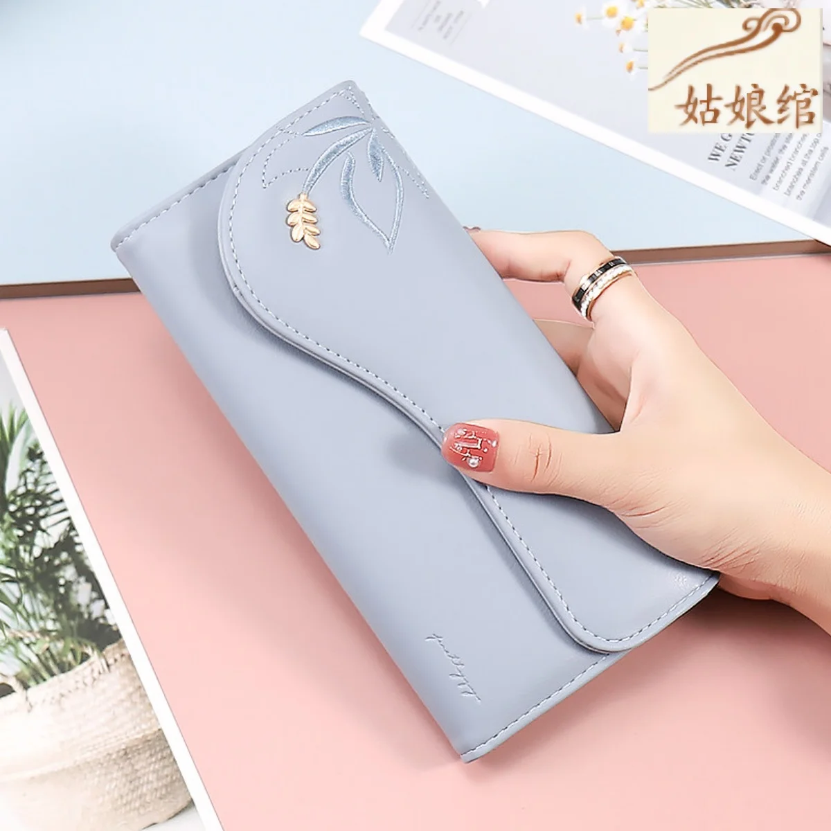korean-style-embroidered-long-wallet-women's-handbag-large-capacity-clutch-bag-fashionable-trendy-design-ladies-purse