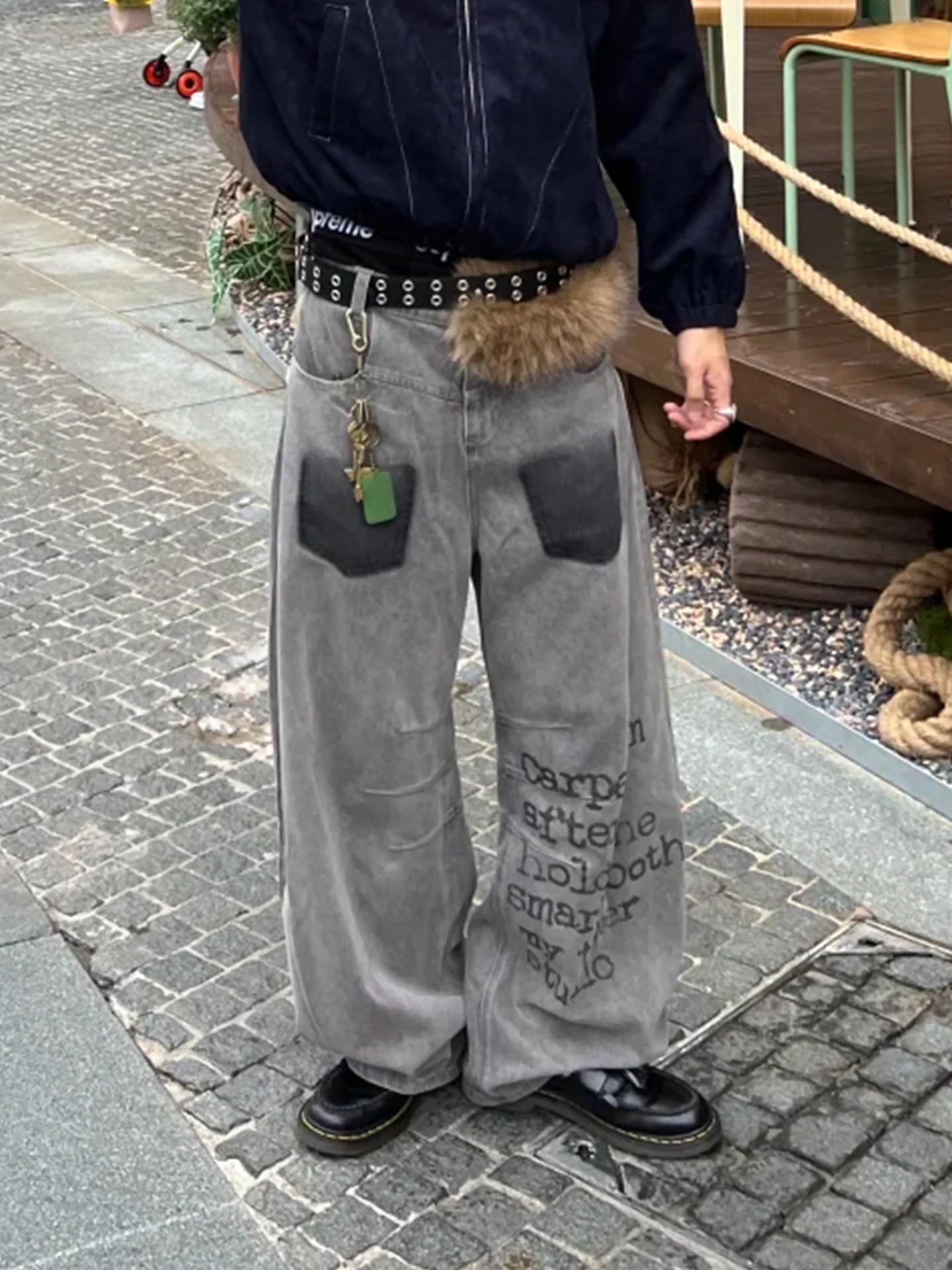 

Vintage Letter Print Deconstructed Knife Jeans Men's Casual Wide Leg Workwear Pants Middle Waist Zipper Pocket Denim Jeans