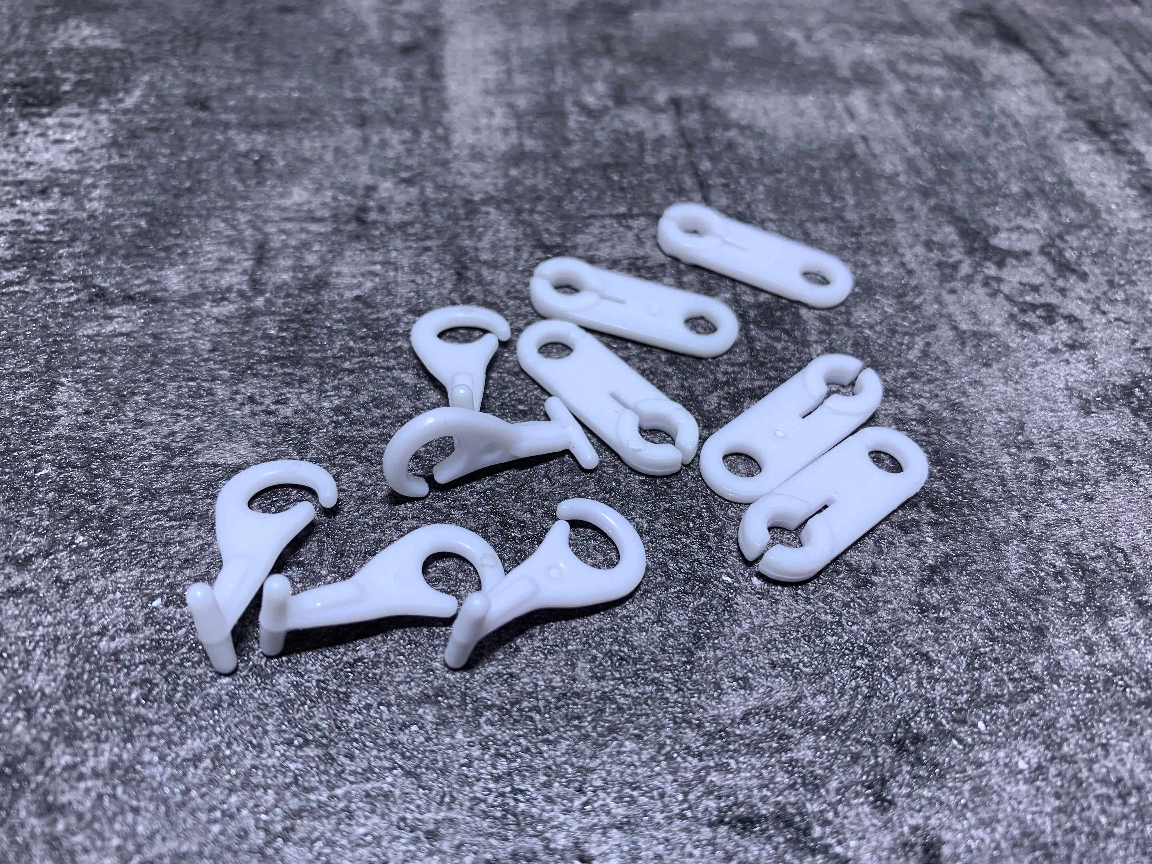 X15 ホット販売電気鉄道列車おもちゃ一般的なトラックシーンアクセサリー (ペグリング) 10 ピース/ロット、 5 ペア