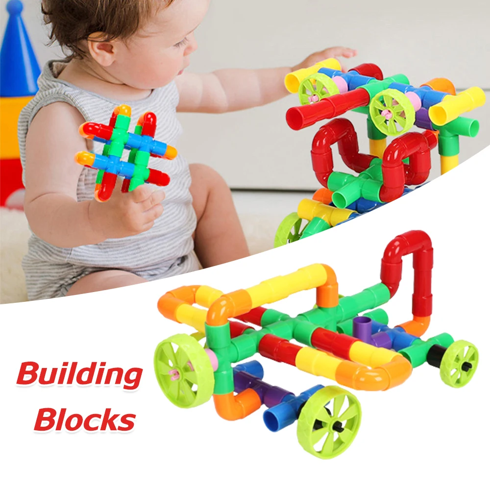 لعبة تكديس مكعبات بناء للأطفال الصغار من الأولاد والبنات لعبة الوالدين والطفل