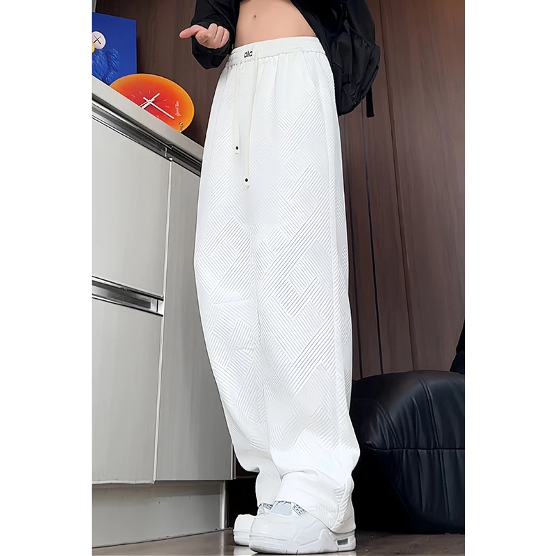 

Men Straight Leg Casual Pants 2025 New Textured Fabric Fashion Korean Style Long Pants Autumn Outdoor Sports Pants