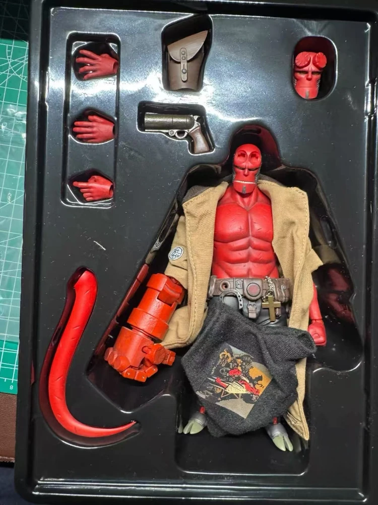 En stock, figura del 30 aniversario de HELLBOY Hellboy de 1000 juguetes, reimpresión