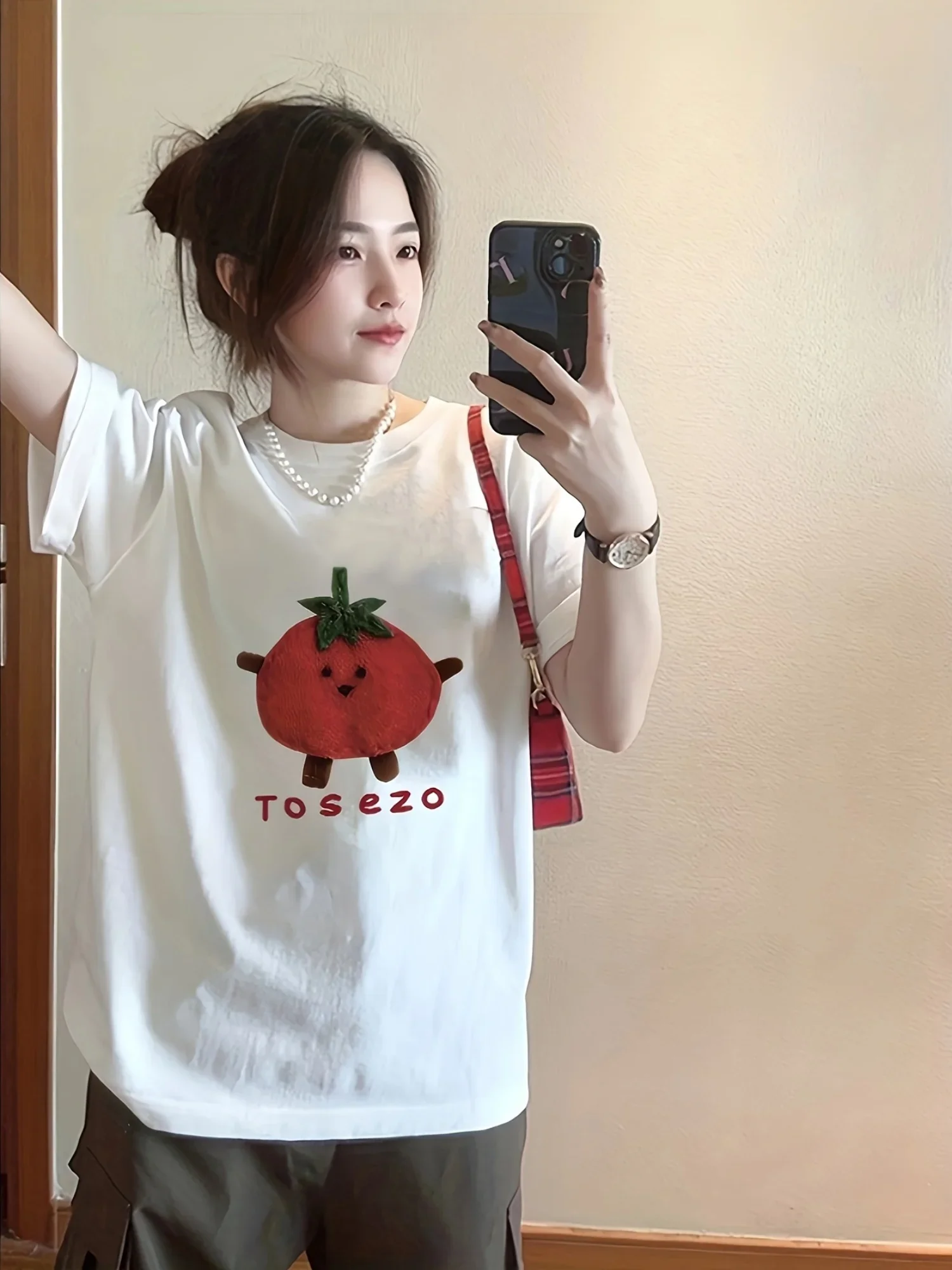 Camisetas de manga corta con cuello e algodón de verano con diseño versátil e informal color blanco dulce estilos coreanos