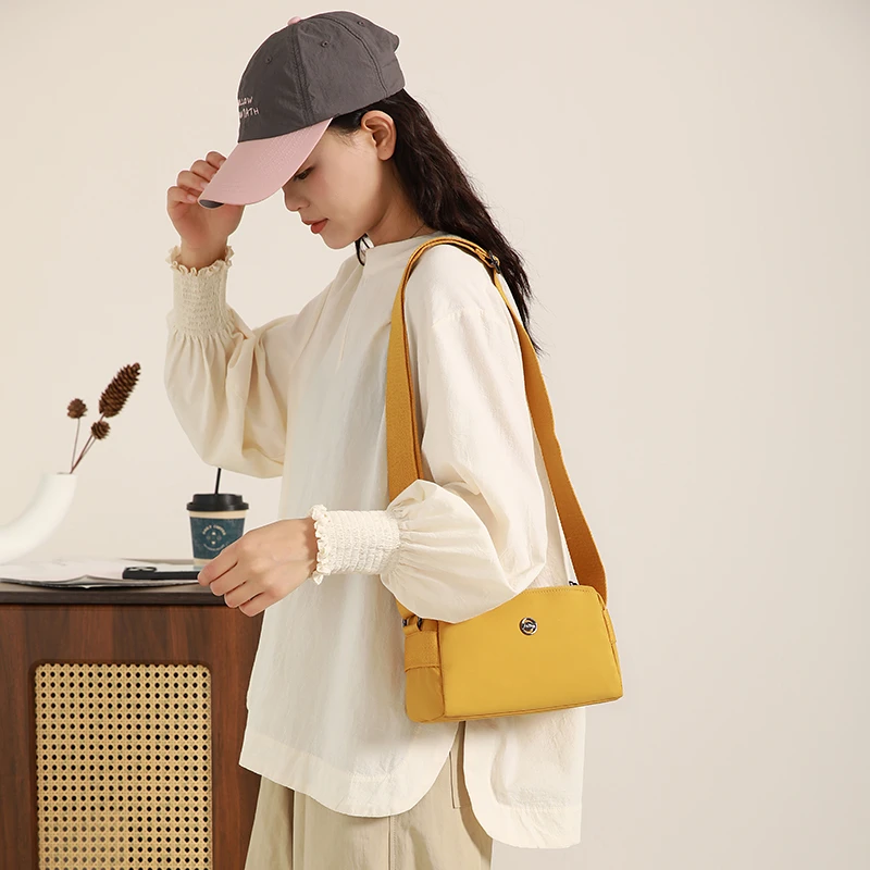 حقيبة كتف نسائية أنيقة ومتعددة الاستخدامات وخفيفة الوزن، حقيبة كروس كاجوال من قماش أكسفورد بسيطة