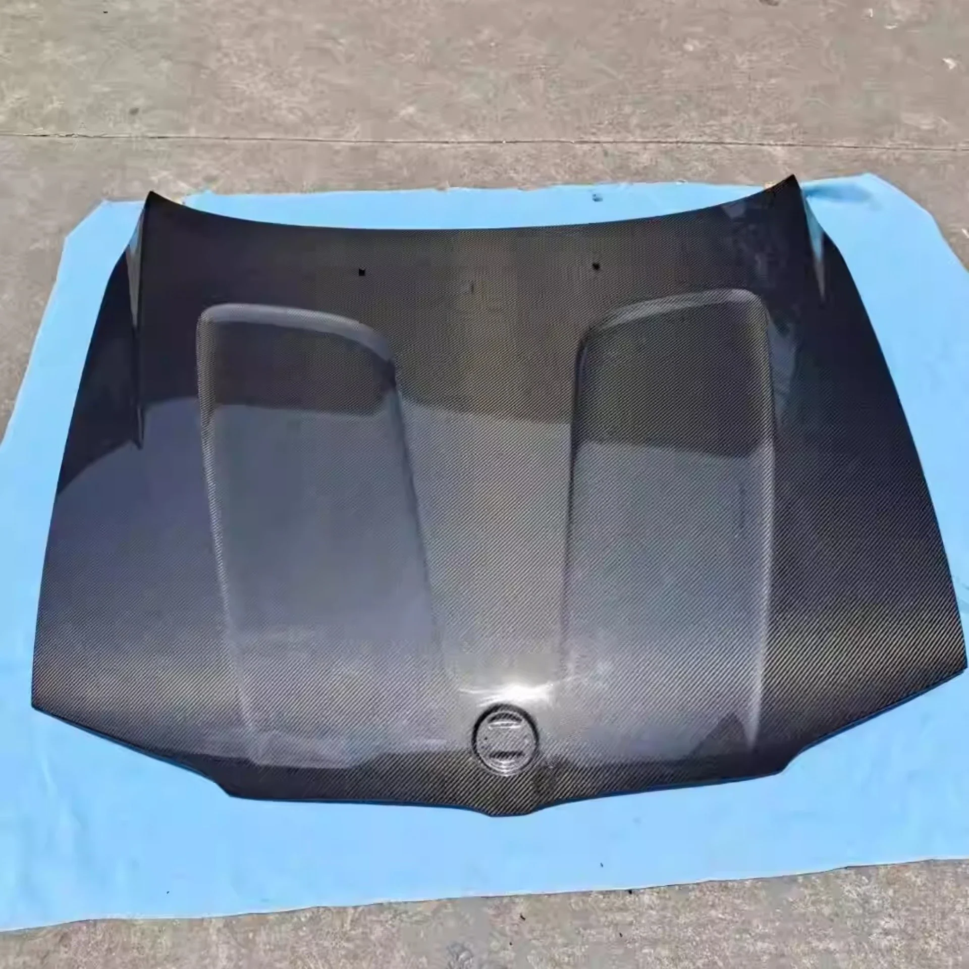 Body Kit Carbon Fiber Engine Cover for BMW X3 E83 Resin Hood Light Weight Bonnet Car Accessories