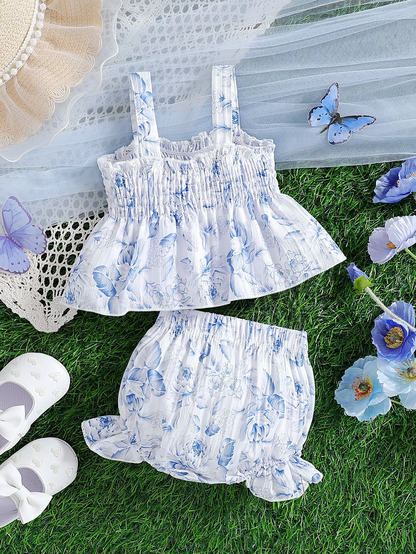 2025 New Arrival Korean Style Strapless Top with Bouquet Shorts Fashionable Casual Two-Piece Set