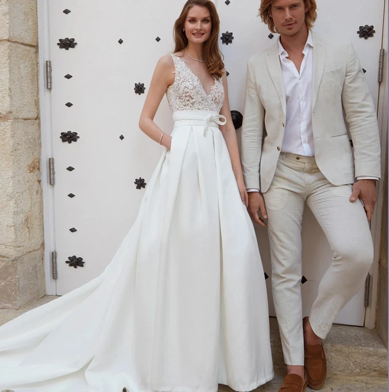 

Beach Sleeveless V Neck Lace Satin Empire Wedding Dresses with Pocket Bohemia Style 2023 Robe De Soirée De Mariage