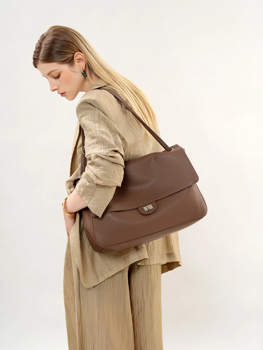 Korean Version Women's Crossbody Postman Bag Simple Fashion Underarm Shoulder Bag Top-grain Cowhide Large-capacity Tote Bag