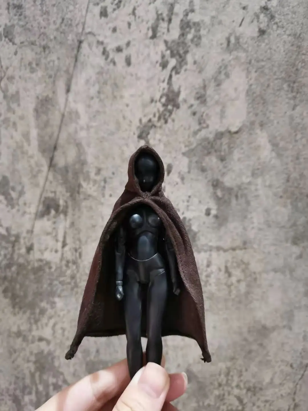 

1/18 scale cloak with hood wire model for figure doll