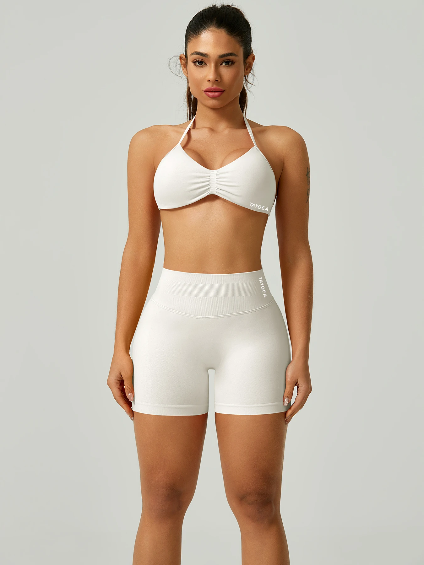 Set olahraga TAYOEA seamless, bra olahraga halter dengan penyangga tinggi dan celana pendek pinggang tinggi, bahan elastis pembentuk tubuh, cepat kering, menyerap keringat, tahan squat, anti gulung, anti gesek, cocok untuk yoga, gym, lari, HIIT
