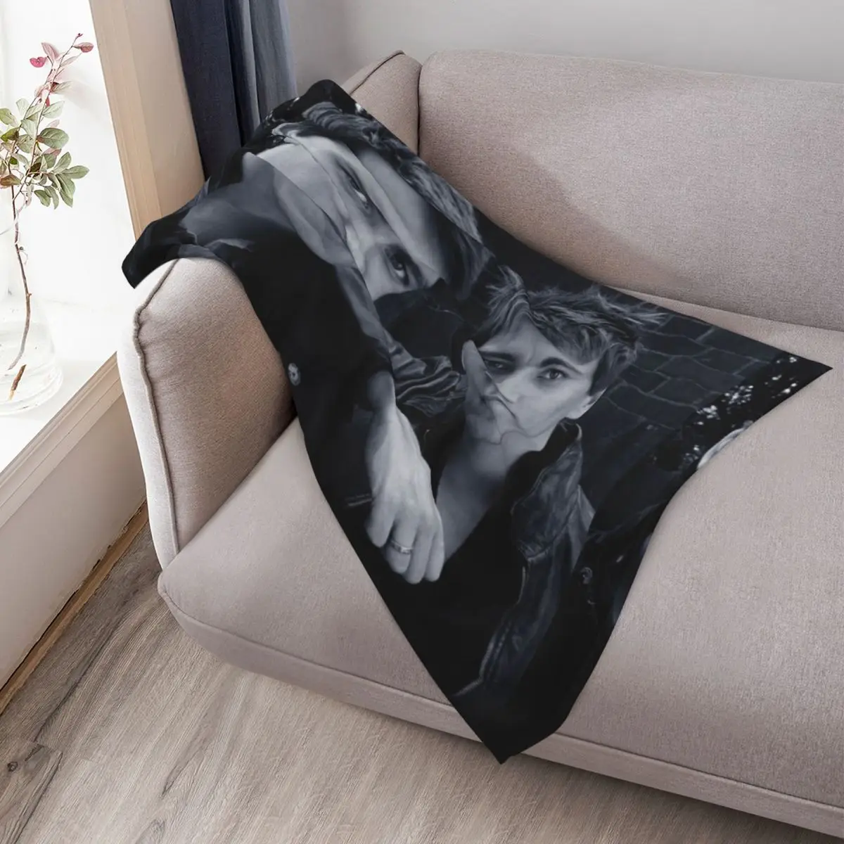 james and oliver phelps Throw Blanket Designers Multi-Purpose Cute Plaid Bed sofa bed Blankets 3