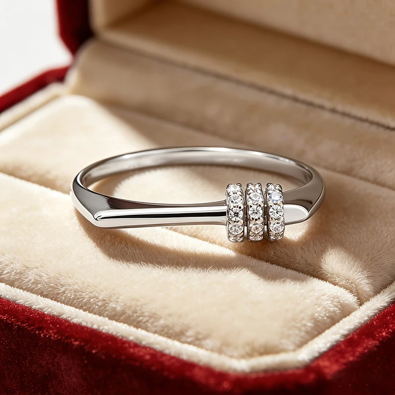 Huitan Mehrreihige Kubische Zirkonia Geometrische Ringe für Frauen Silberfarben/Goldfarben Minimalistischer Statement-Schmuck für Alltag und Party 2026 – Detail 5