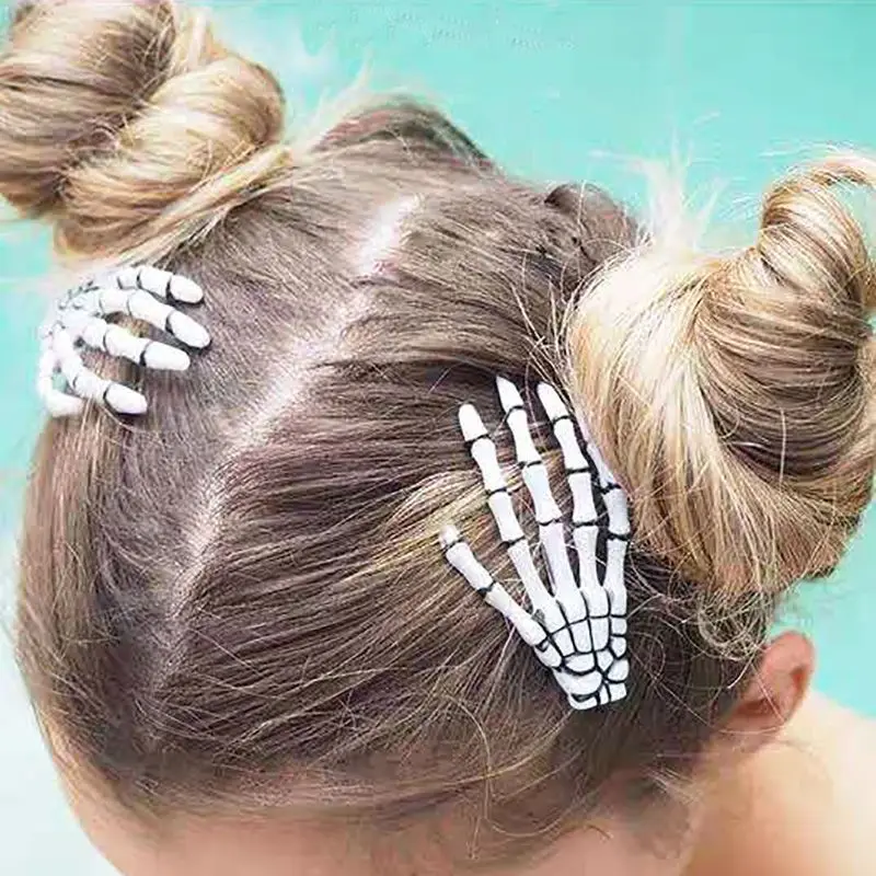 2pcs Skeleton Hand Hair Claw Clips,Gothic Bone Shaped Hair Grips for girl boy Women,Halloween Party Decoration Costume Accessory