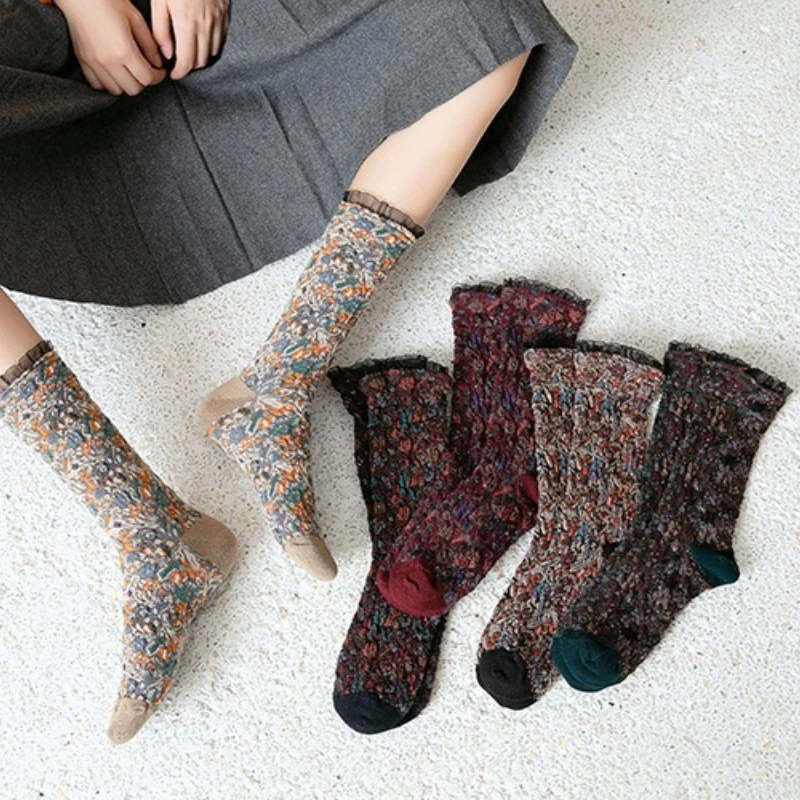 

5 Pairs Autumn New Vintage Small Floral Lace Lace Women's Socks Forest Style Literary Ethnic Style Personalized Long Socks 2025