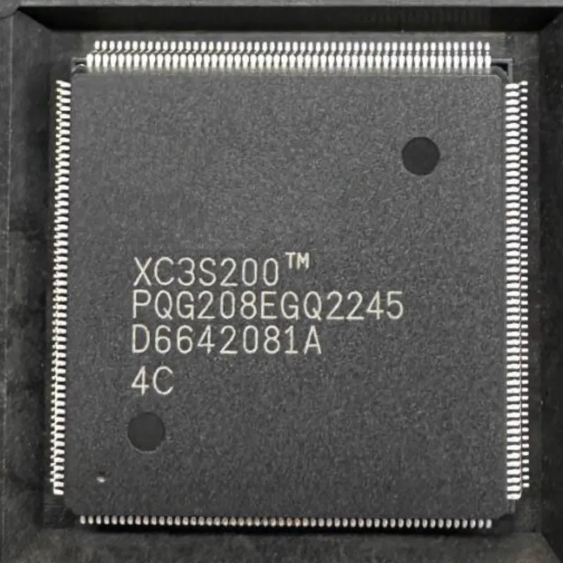 

XC3S200 -PQG208 4C XC3S200-4PQG208C XC3S200 QFP208 (Product quantity: 10 pieces)