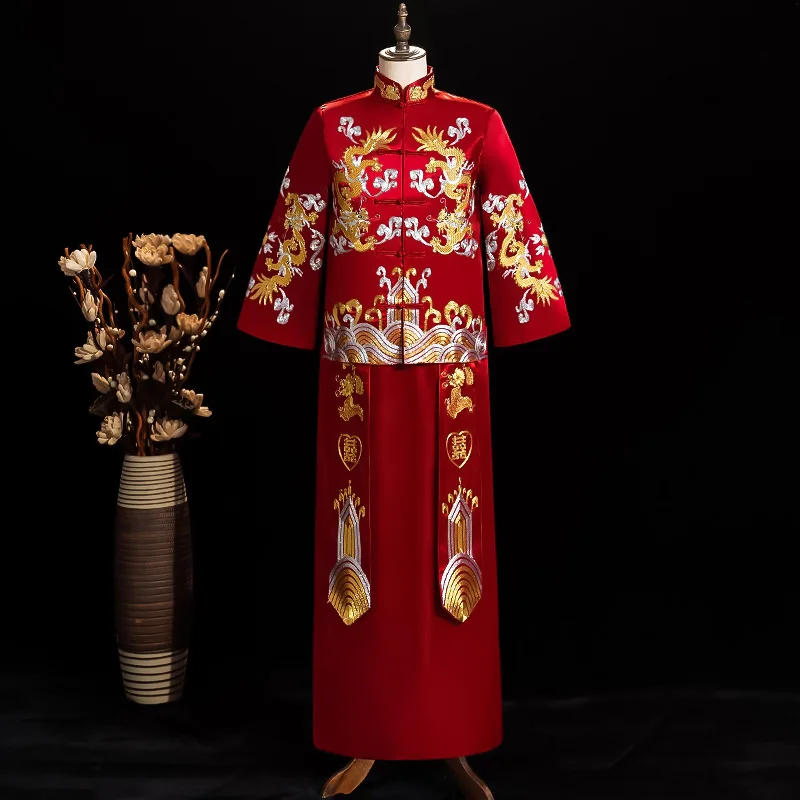 

Plus Size Chinese Style Wedding Bridegroom Costume Traditional Men's Tang Suit Hanfu Exquisite Embroidery Dragon Long Robe Gown