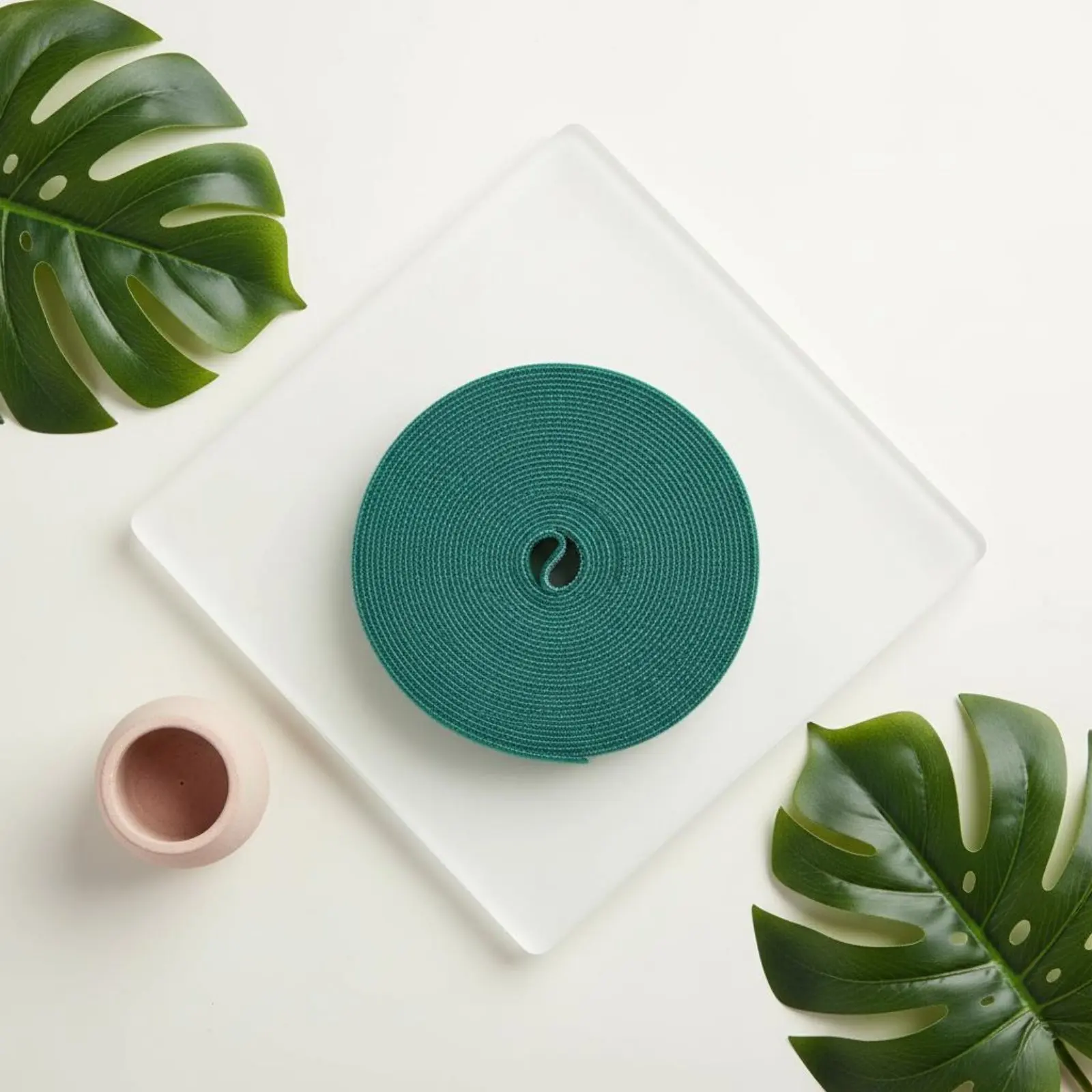 Green Plant Binding Tape Waterproof Hook and Loop Garden Tape Reusable Plant Tie Roll Long-Lasting Gardening Supply for Indoor view 3