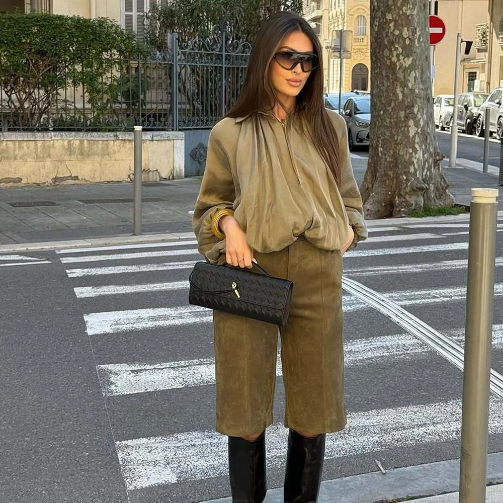 Chaqueta de piloto hinchada para mujer con decoración de cremallera de solapa para primavera y verano ropa casual para mujer