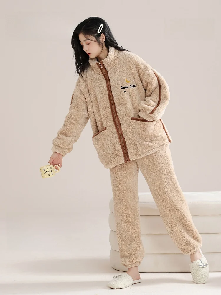 Thickened Flannel Sleepwear Women's Winter Home Clothes Set Coral Fleece Lined Ultra-Soft Long Sleeve Pajamas Outwear Suitable