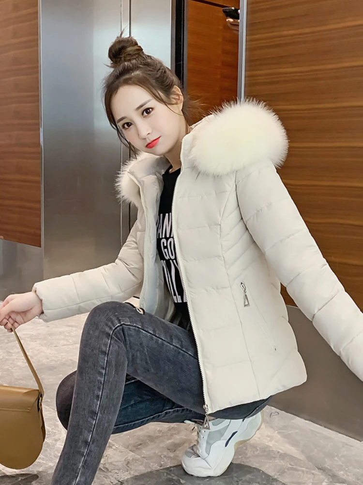 

European Fashion Pure White Women's Jacket Winter Hooded Coats Female Warm Parkas Slim Student Short Outerwear Autumn Clothing