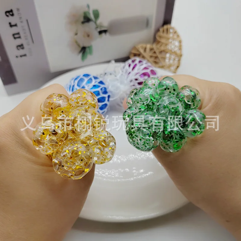 Stress-relief children's toys, prank and funny toys, vent grape balls, squeeze toys, popular wholesale street stall toys
