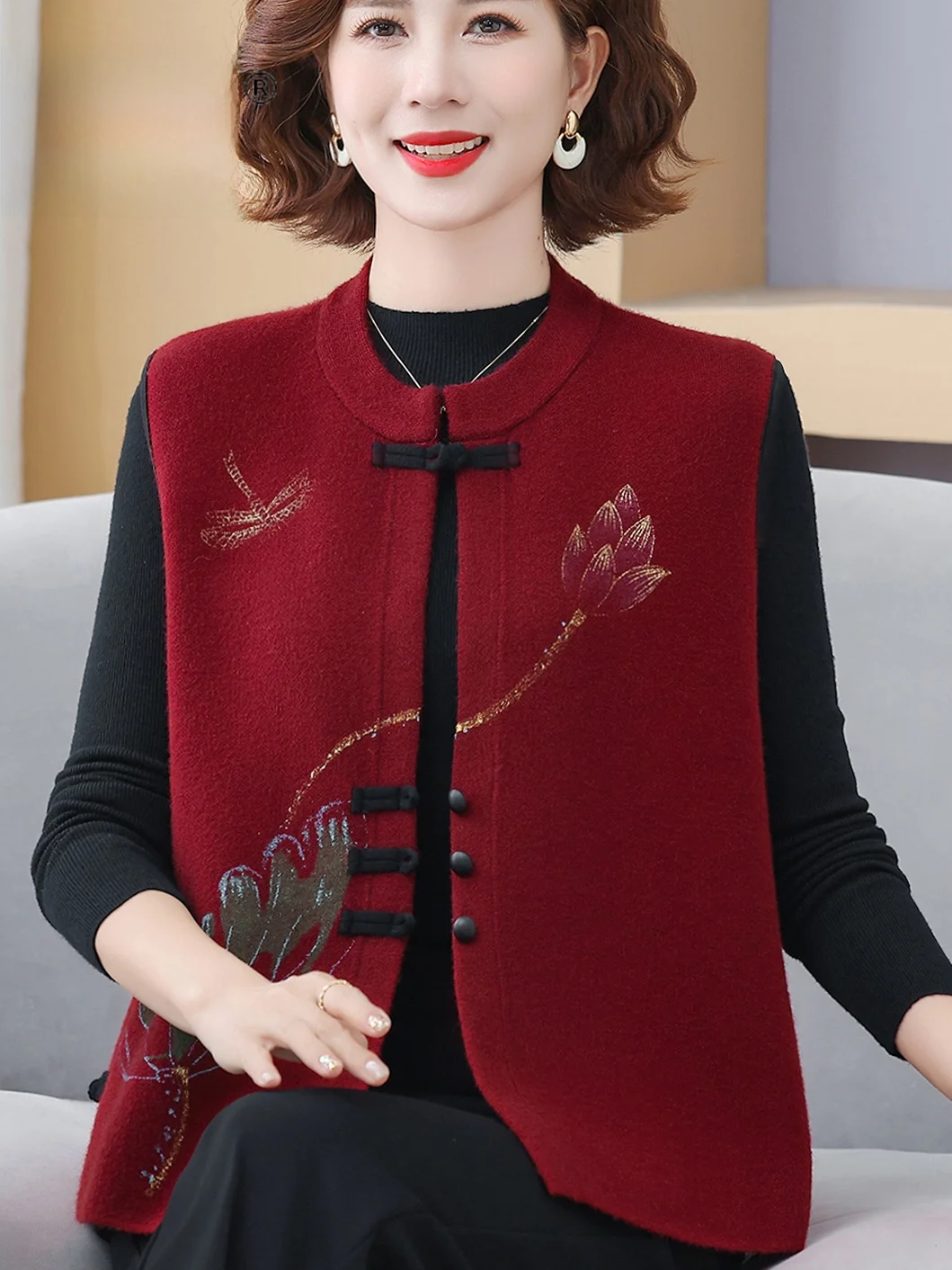 

Весенне-осенний вязаный жилет для женщин: модный кардиган с круглым вырезом и пуговицами для женщин среднего и старшего возраста