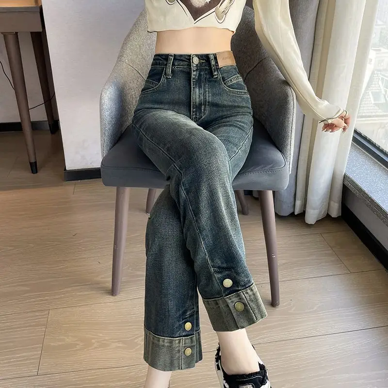 Women's Retro Worn-Out High-Rise Slim-Fit Denim Jeans with Lengthening Slimming Effect for Office Commute Simple Stylish Unique