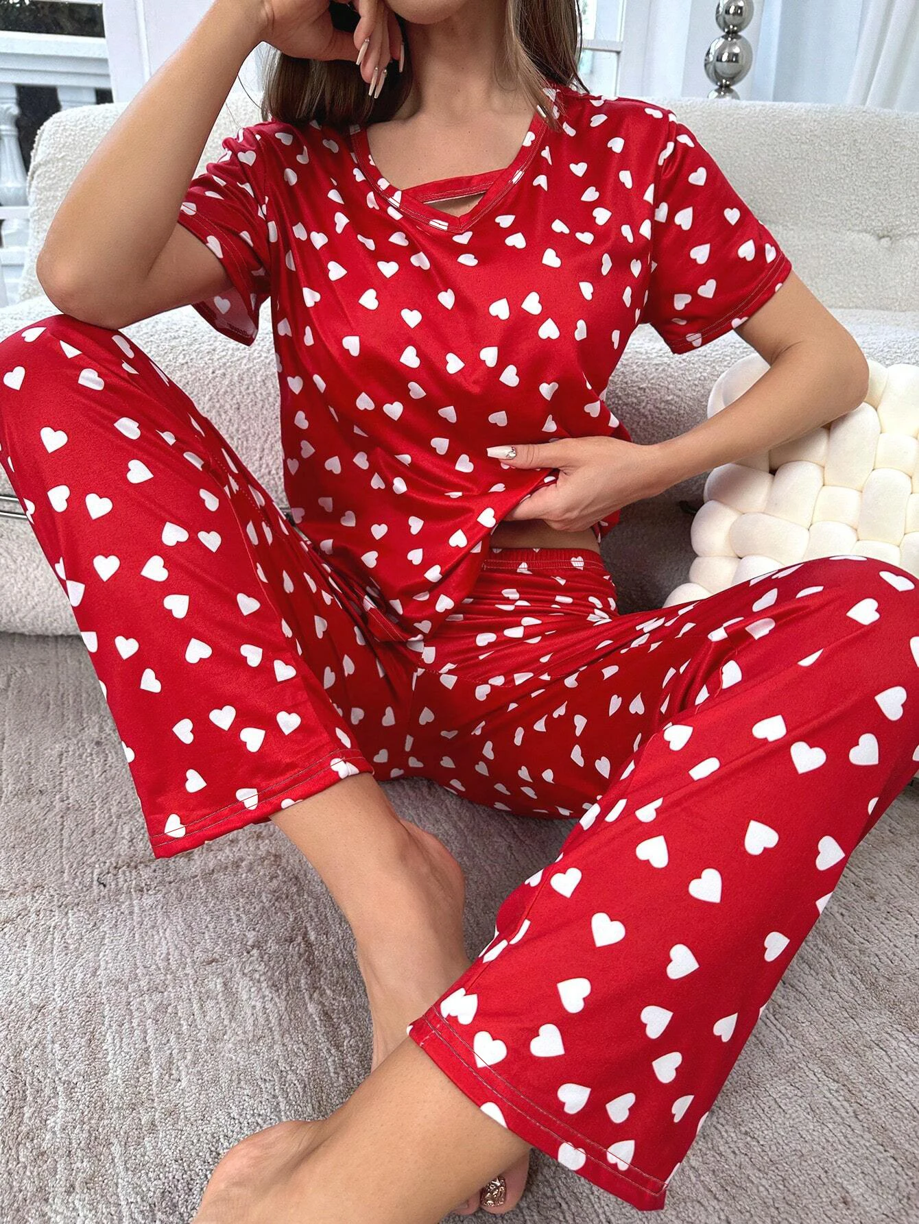 Women Pajamas Set Summer Allover Heart Prints Short Sleeve V Neck Top Elastic Pants Women\'s Sleepwear Loungewear