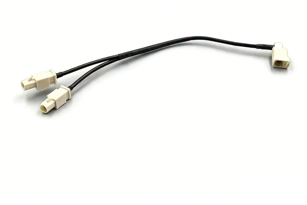 2 to 1 FAKRA Antenna Adapter pro Radio MFD Compatible with RCN210 RCD330 RCD330 G 187A 187B