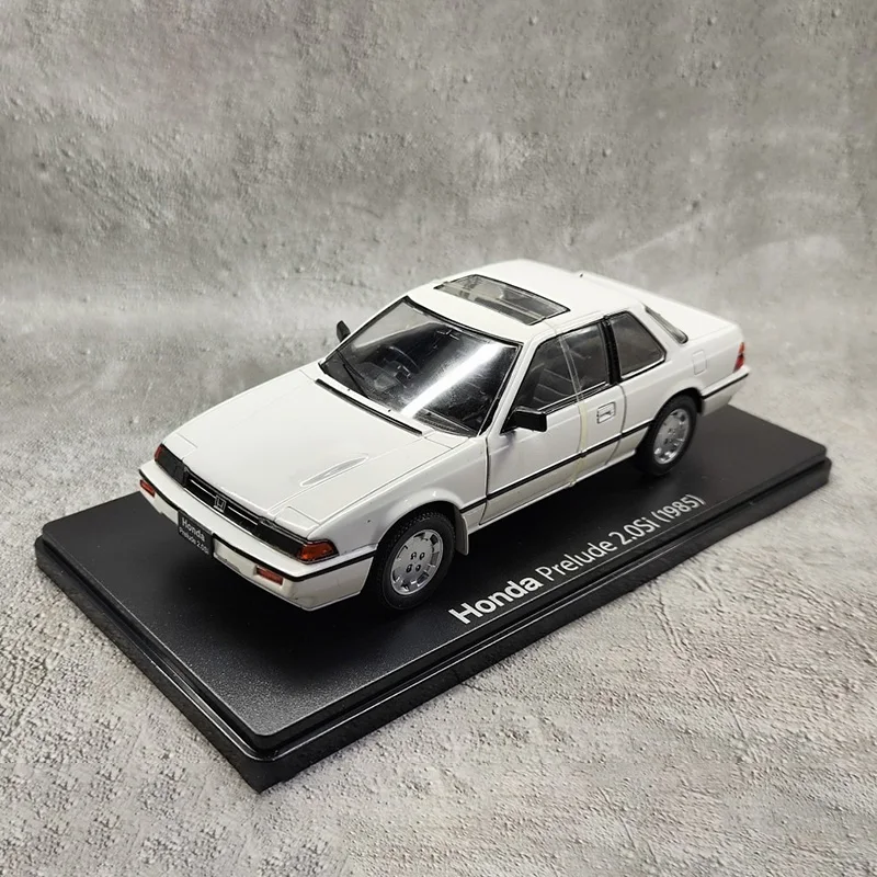 1/24 Scale  Prelude 2.0Si 1985 Alloy Car Model Ornaments