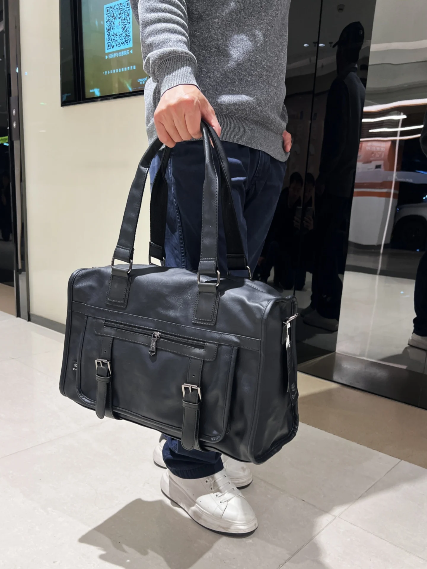 

2023 Новая мужская большая повседневная сумка Capaci oulder ort Trip Busin Trip Lage, водонепроницаемая сумка из мягкой искусственной кожи