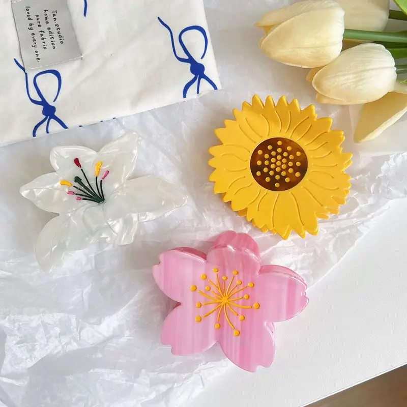 

1pc Little Fresh Daisy Acetic Acid Hair Accessories Sunflower Gripper Cute Sweet Flower Premium Curly Hair Shark Clip
