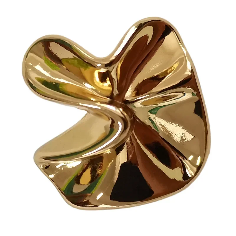 5pcs Beautiful Gold Color Buttons Creative Twisted Lotus Leaf Shape Metal Buttons Clothes Accessories