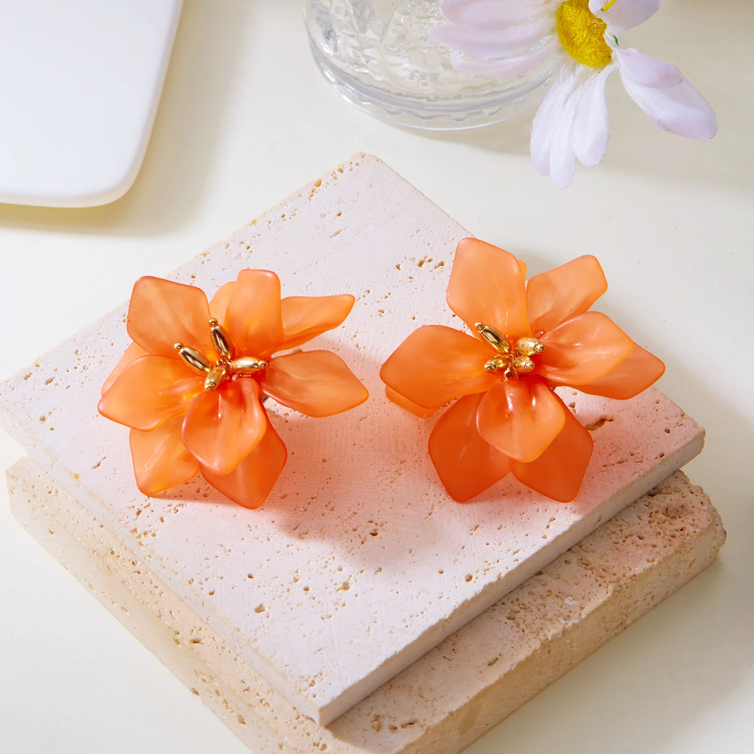 Übertriebene weiße Blumen-Ohrringe für Frauen, trendige Böhmen, bunte Blumen-Ohrstecker, Vintage-Schmuck, Hochzeits-Party-Geschenke – Detail 9