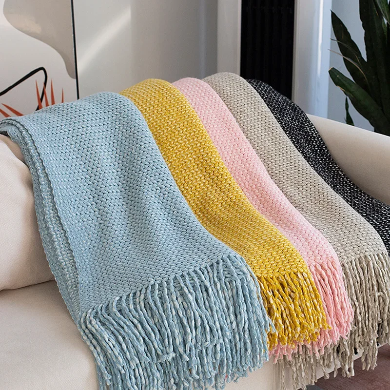 Nordic Bed Throw Blanket Two-Color Sofa Cover Luxury Knitted Blanket Home Decor Bed Cover Modern Design Soft Bedspread Shawl
